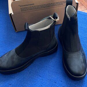 thesus anyday rain boot (7.5 US or 38 EU)